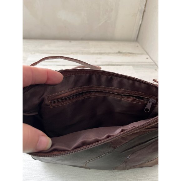 Multi colored brown leather zippered bag with detachable strap - Picture 5 of 7